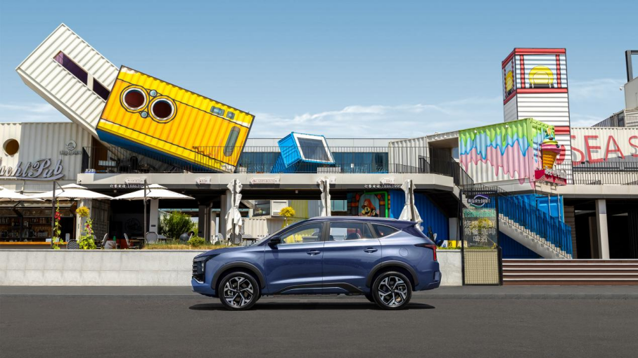 9.98-14.98万元  大七座电混SUV  pp电子X8 E家正式上市2326.png